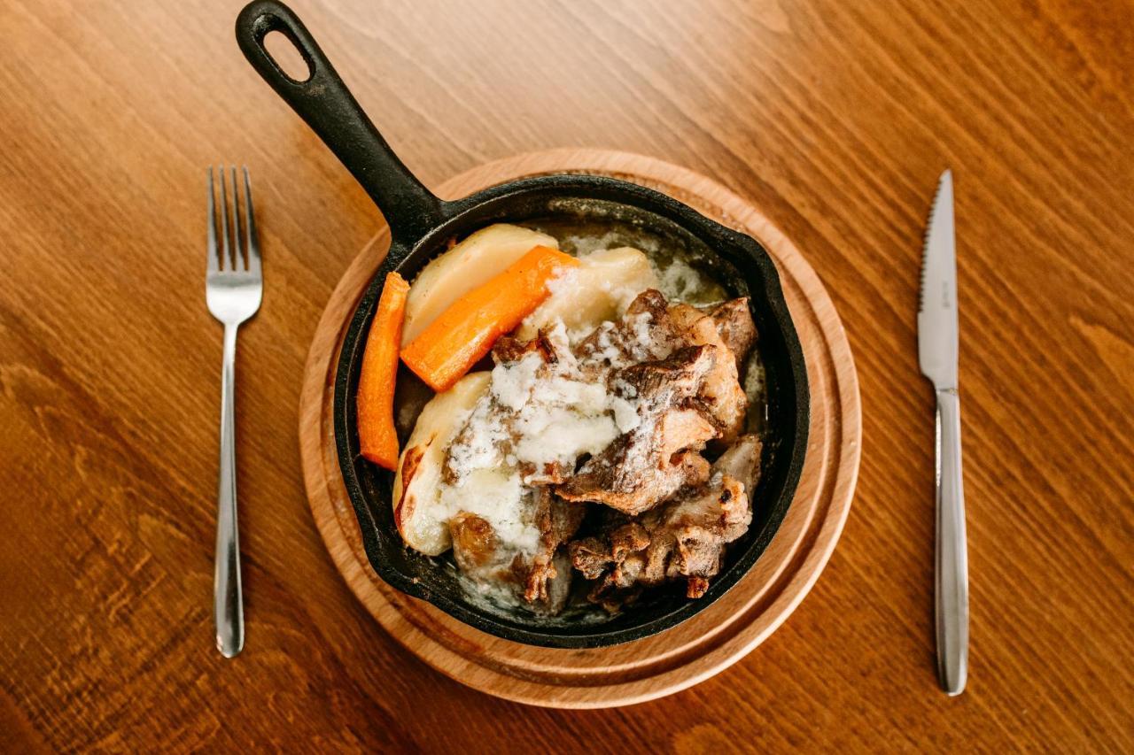 Restoran Sa Prenocistem Gornjak Krepoljin エクステリア 写真